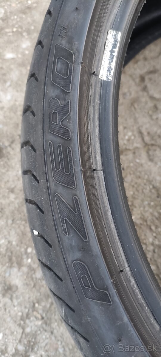 Pirelli P Zero 235/35 R20 - 2