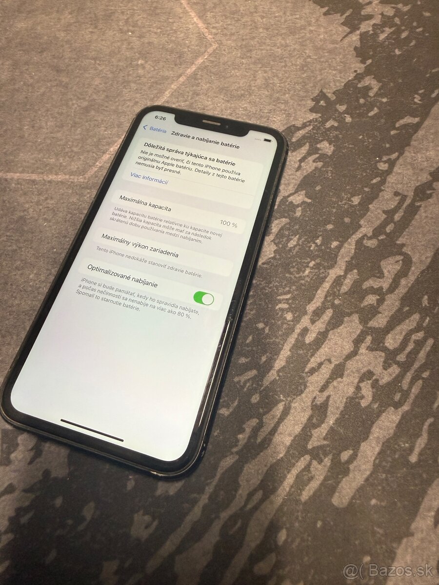 iPhone XR 128 GB - 2