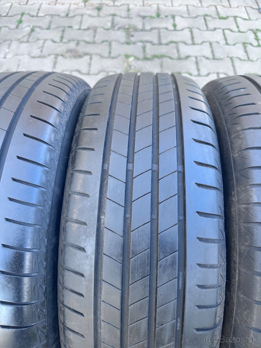 Letne pneu 215/60R17 2ks - 2
