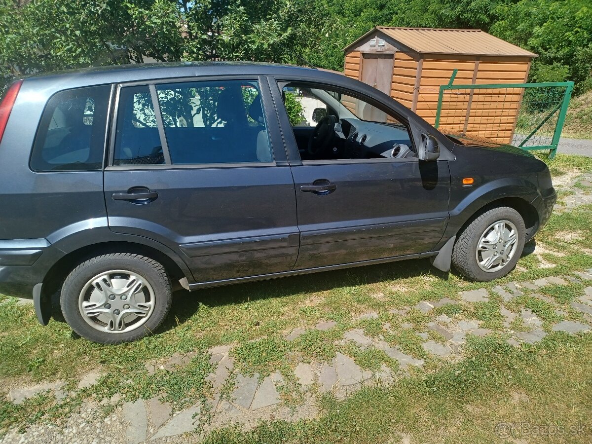 Predám Ford Fusion 1.4 benzín - 2