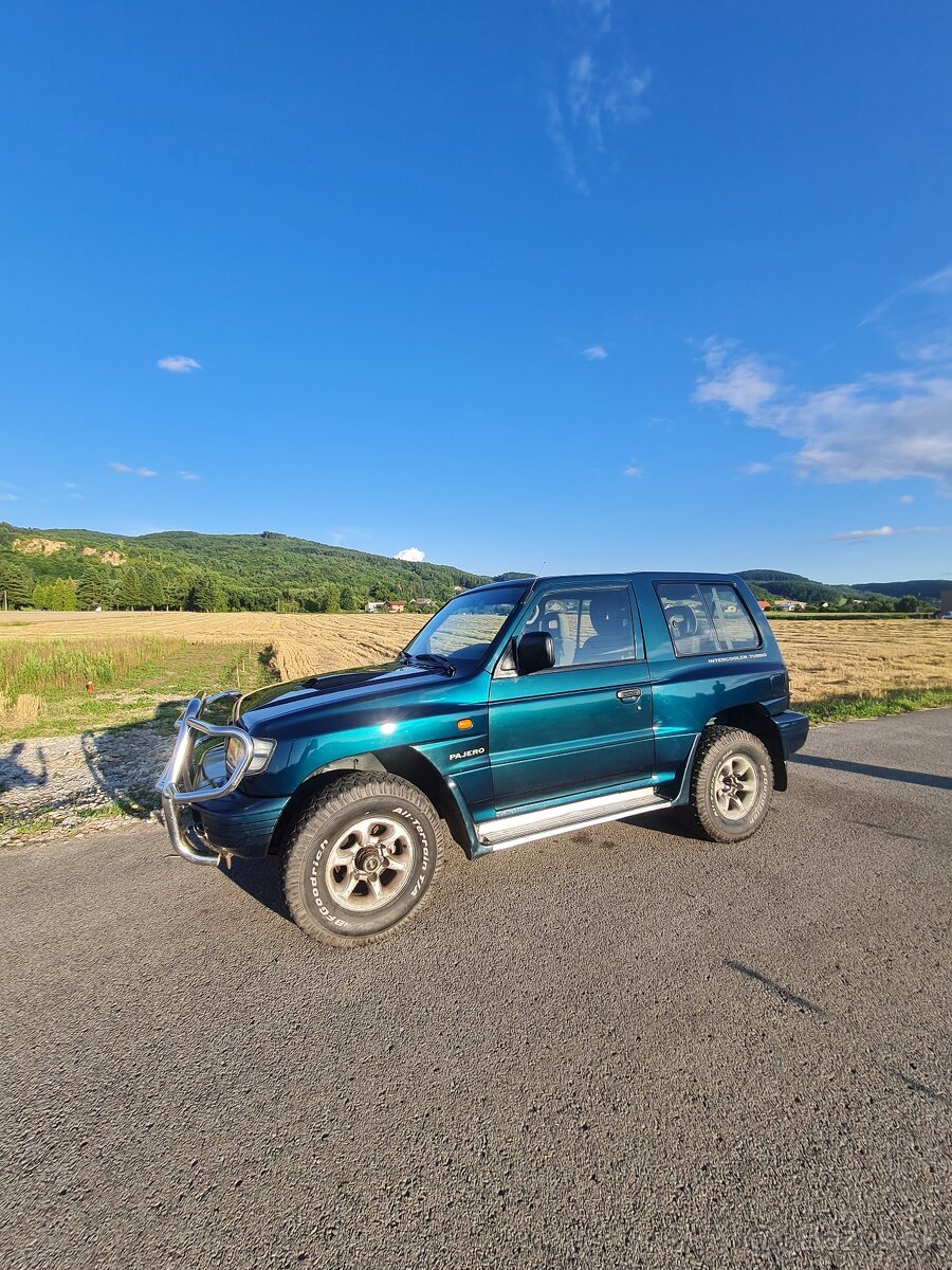 Mitsubishi Pajero 2