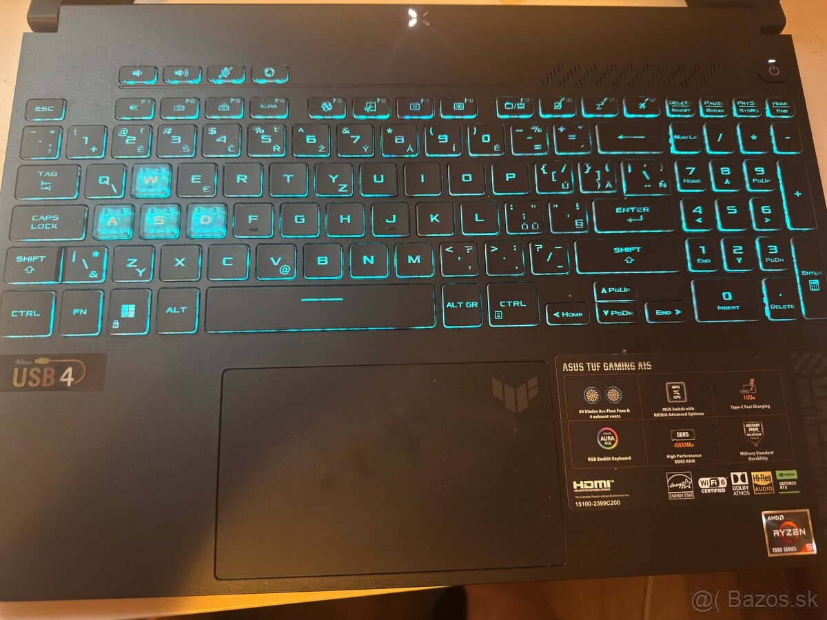 ASUS tuf F15 RTX 4050 6 GB 32 GB RÁM - 2