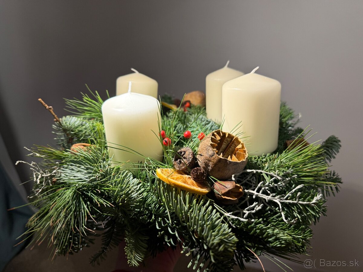 Adventný veniec z prírodných materiálov - 2