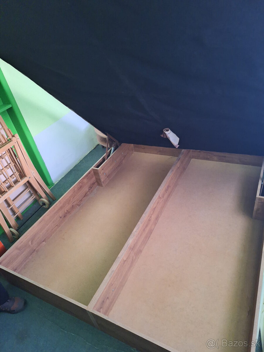 Predám manželskú posteľ - 2