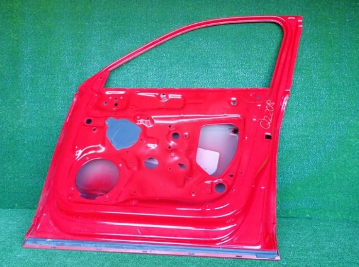 audi q2 dvere pravé - 2