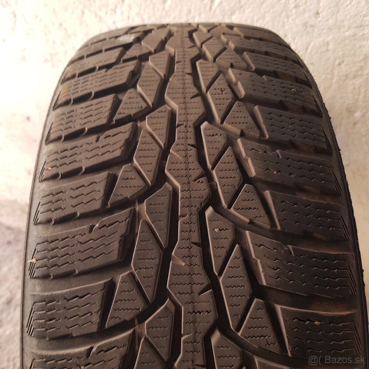 Predam pneumatiky 195 / 45 R16 H XL - 2