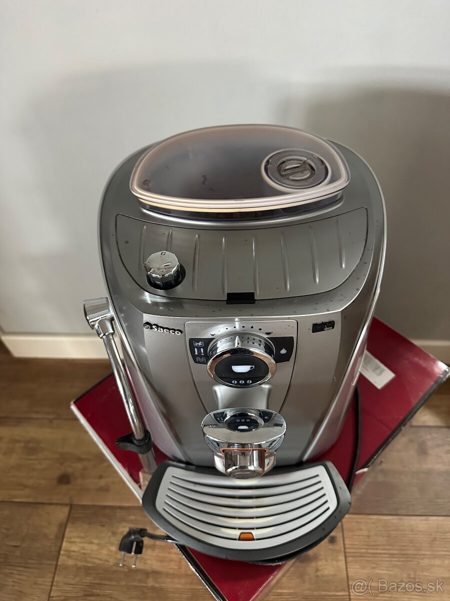 Predám automaticky kávovar Saeco Giro - 2