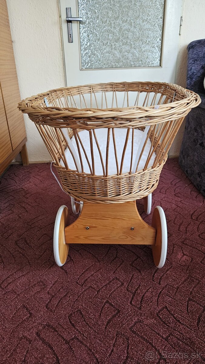 Prútený košík pre bábätko - 2