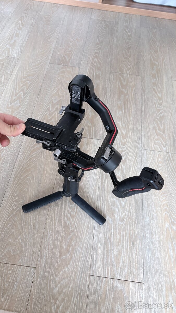 DJI RS3 Gimbal - 2