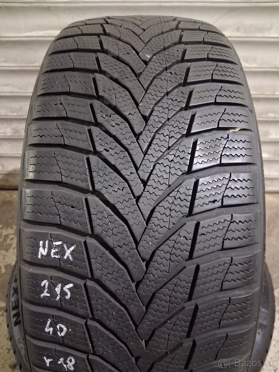 Nexen zimné 215/40/R18 - 2