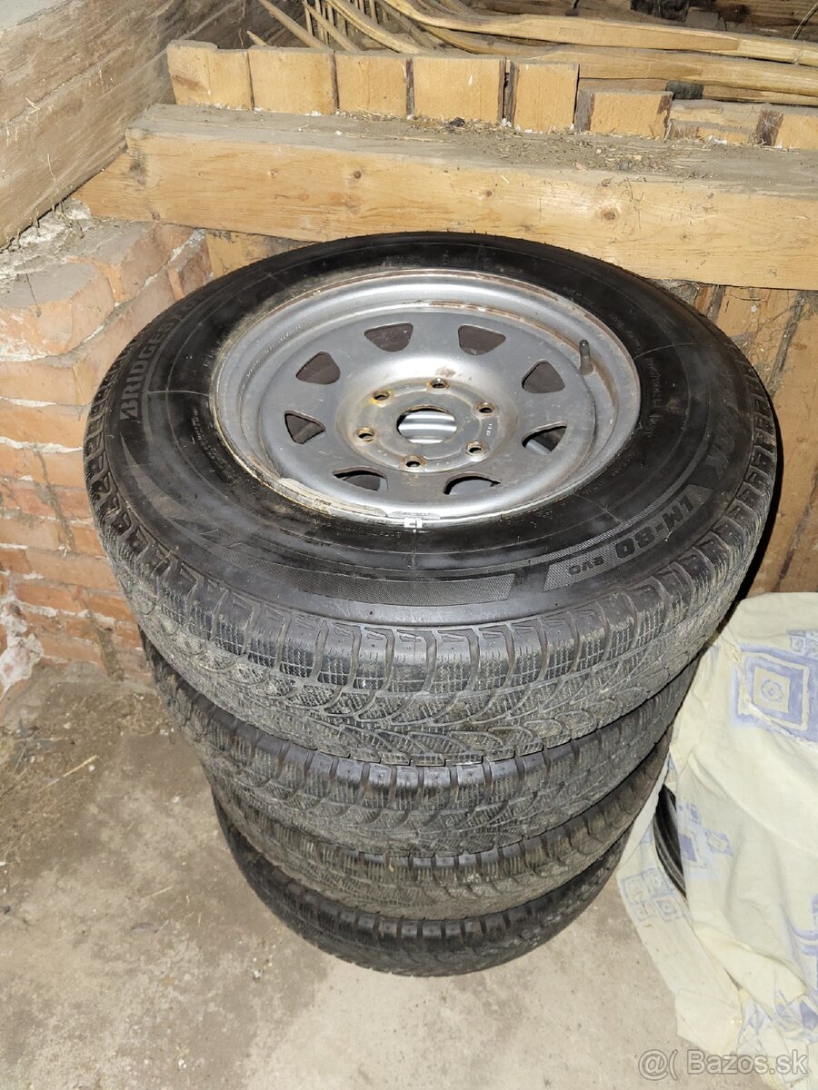 205/80R16 kolesá mitsubishi L200 - 2