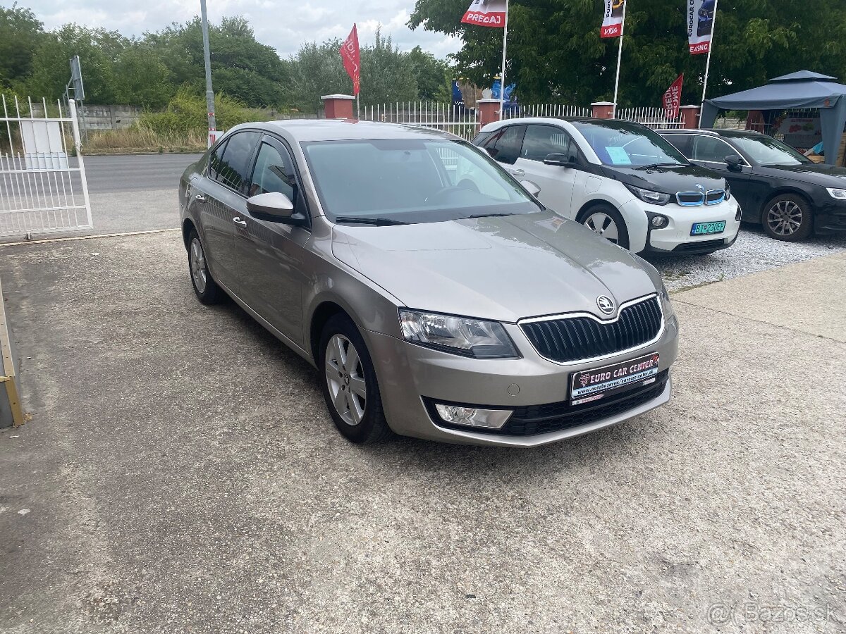 Škoda Octavia 1.6 TDI Ambition - 2