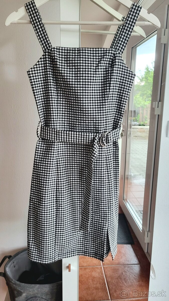 Kárované šaty na ramienka - 2
