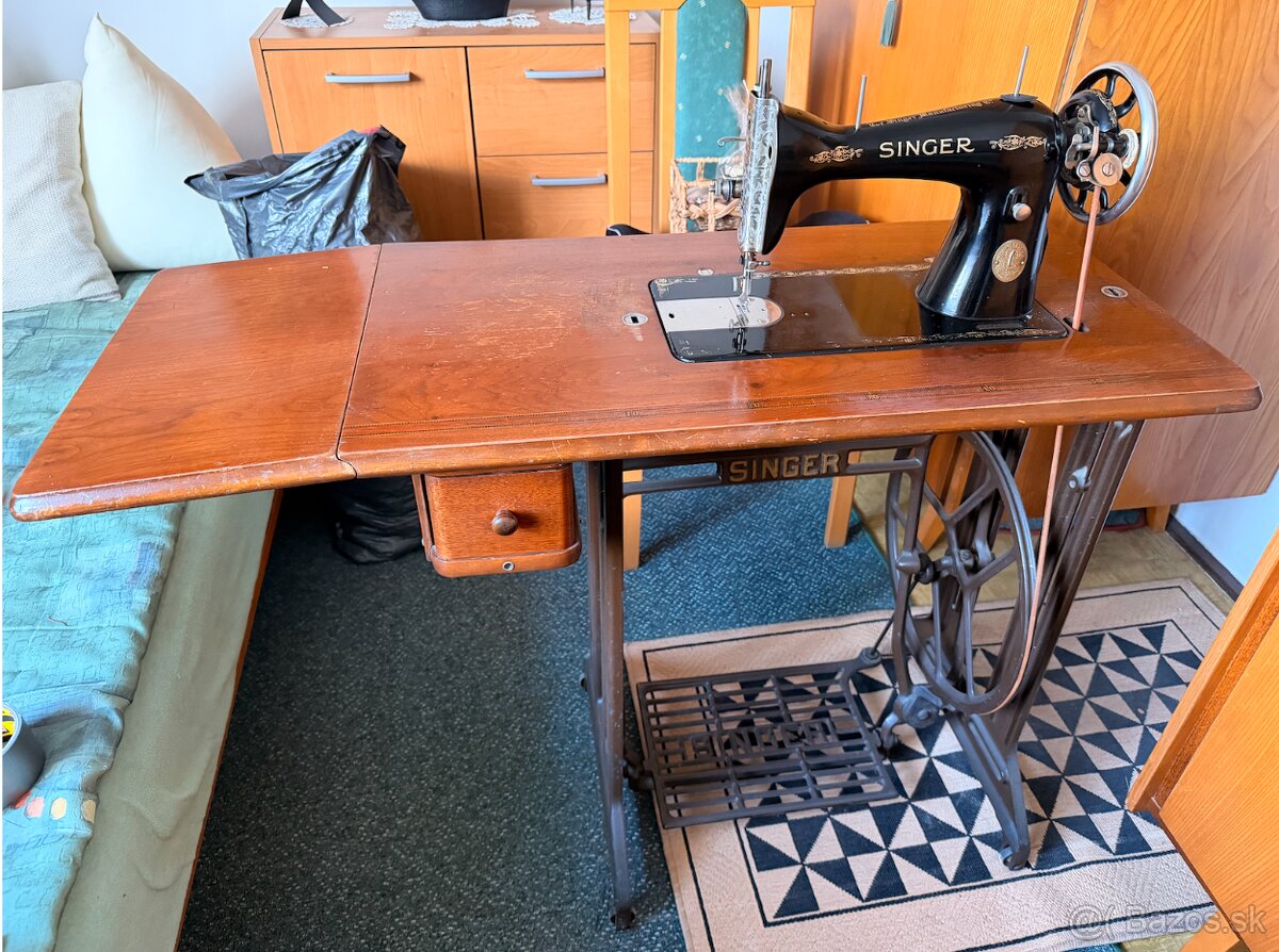 Šijací stroj Singer - 2