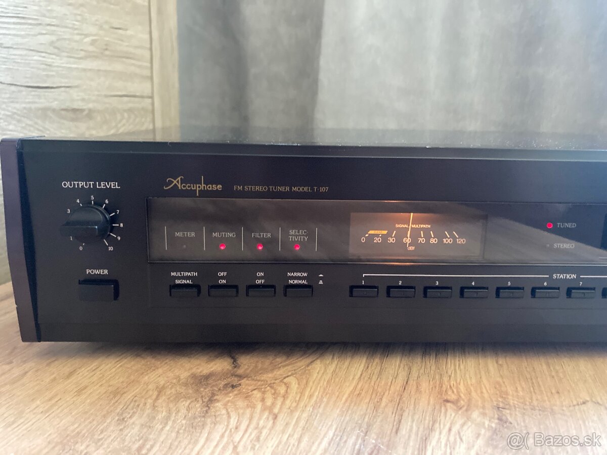 Accuphase T-107 - 2