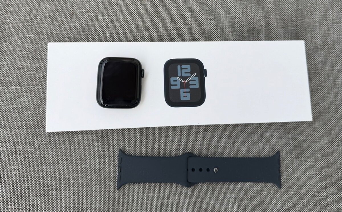 Apple Watch SE (2. generácia) 44mm Midnight - 2