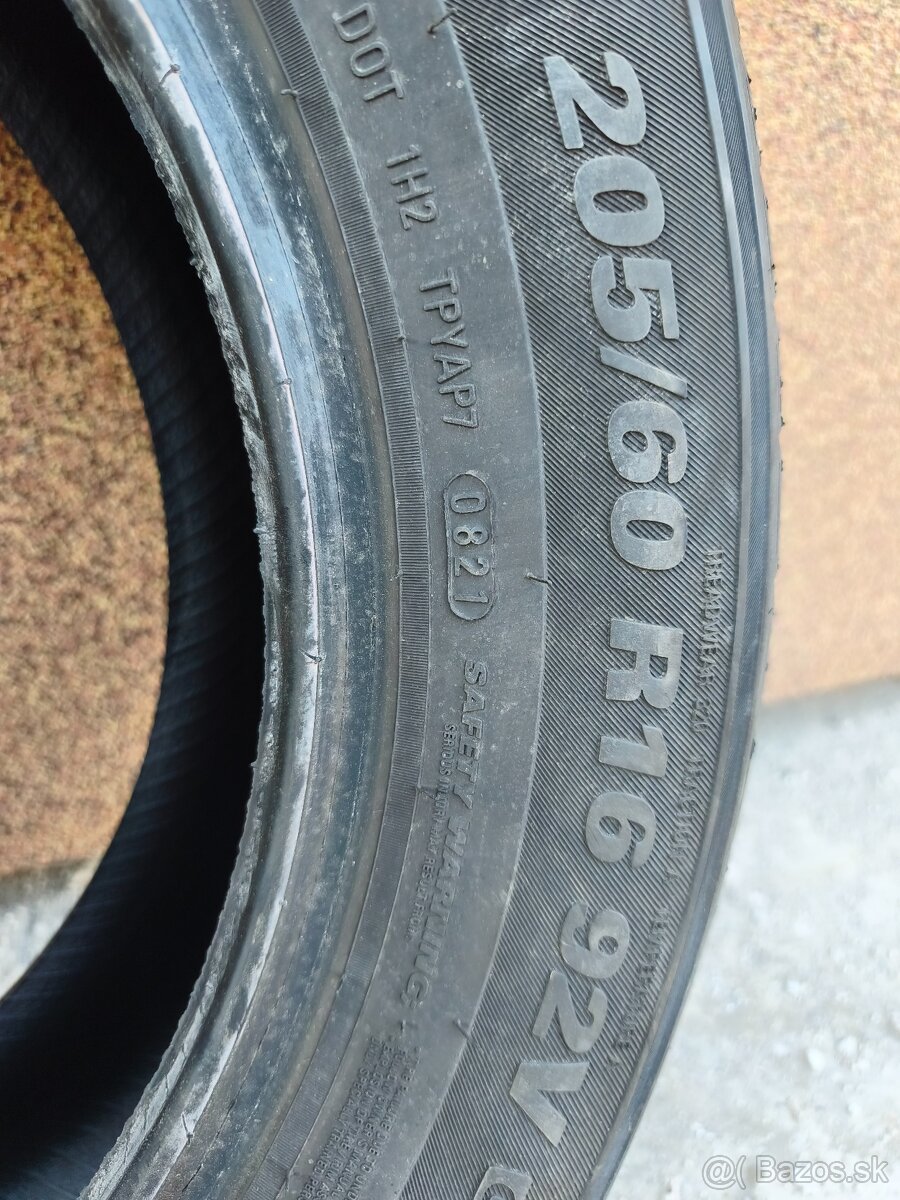 Letné pneu 205/60R16 - 2