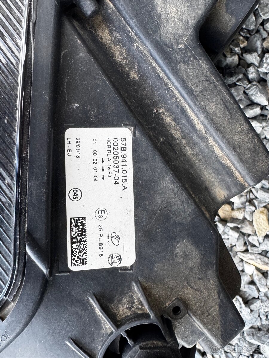 ✅Škoda Karoq lave svetlo - 2