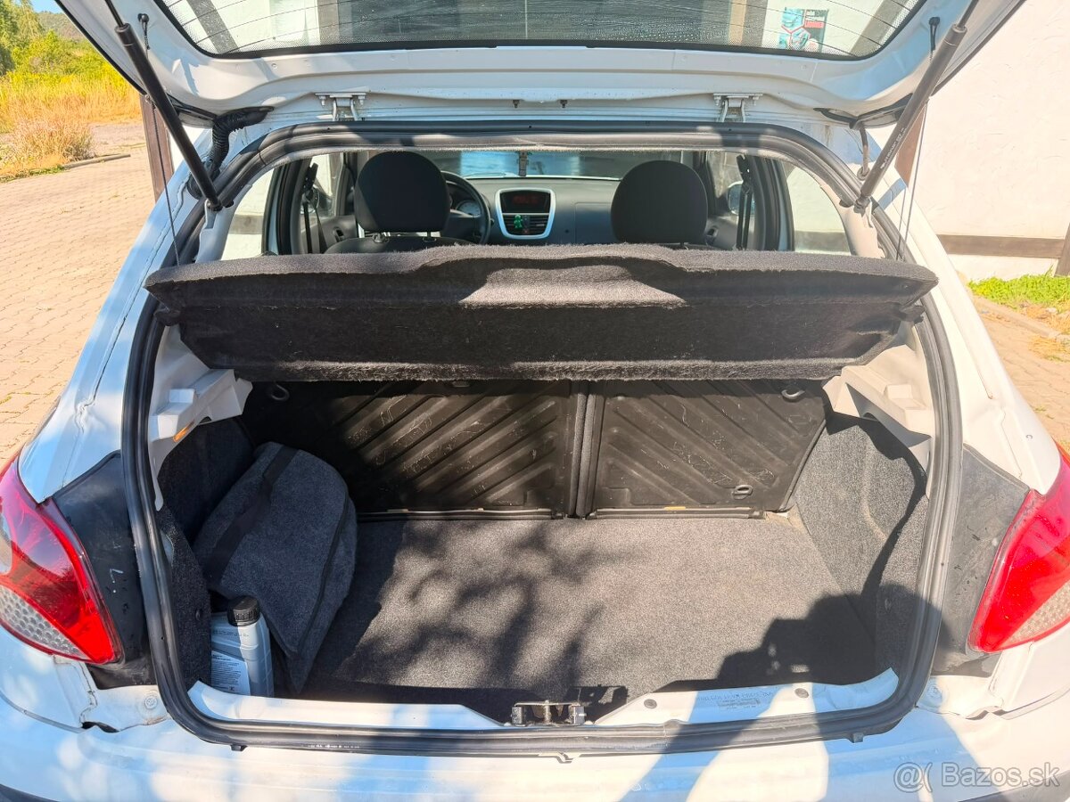 Peugeot 206 plus - 2