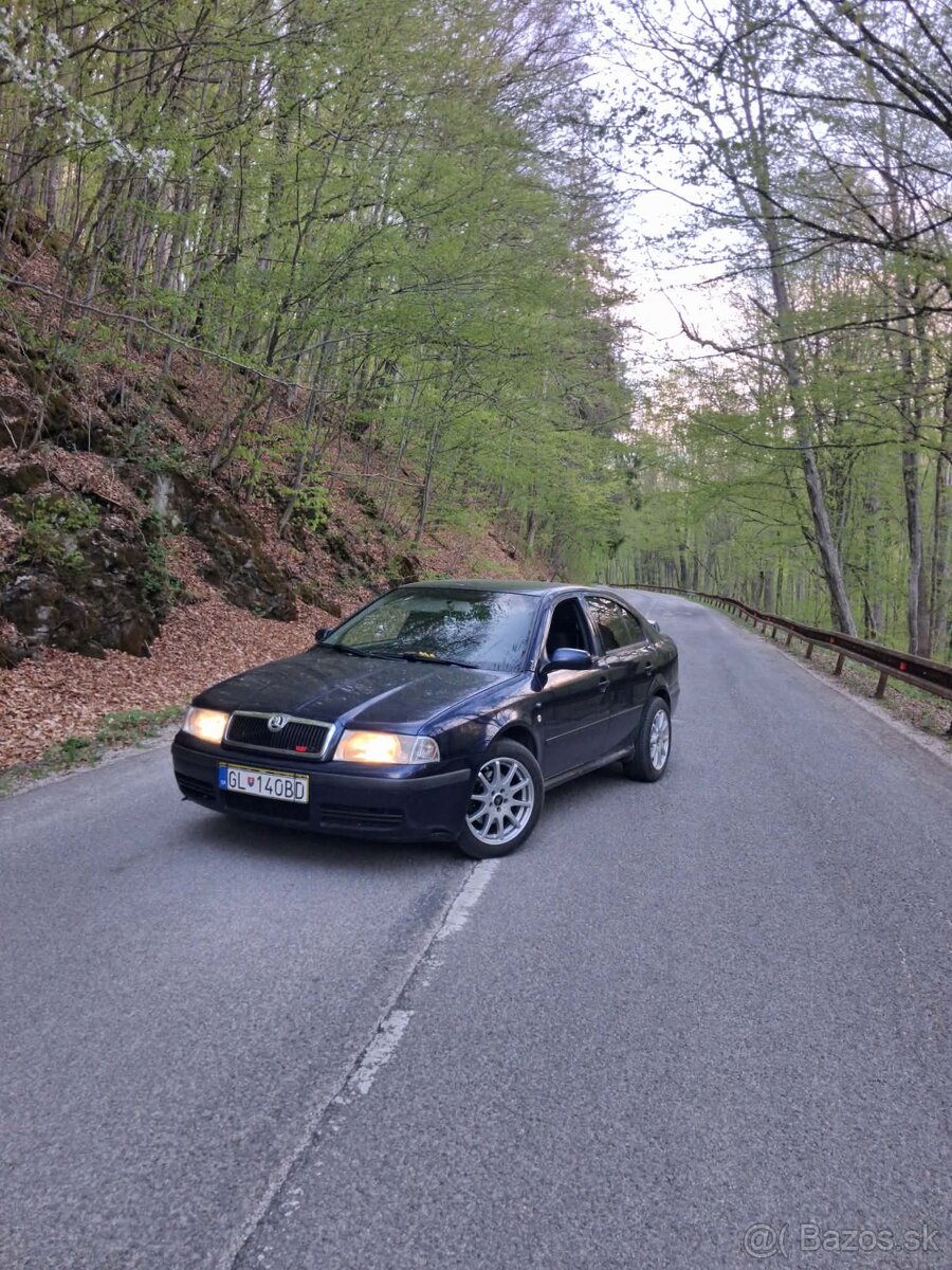 Škoda Octavia - 2