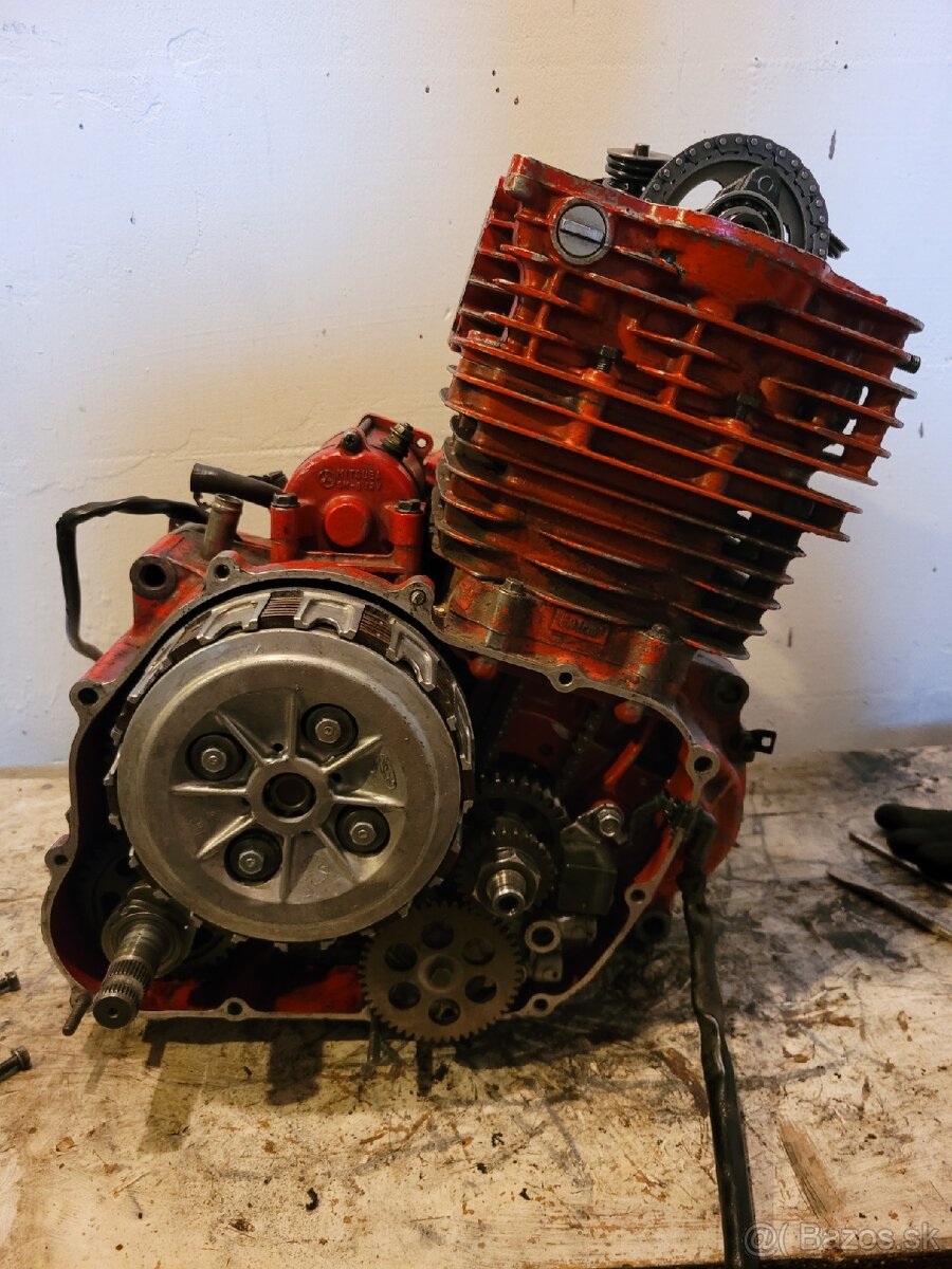Honda XL 600 1987 (nahradne diely v celku)