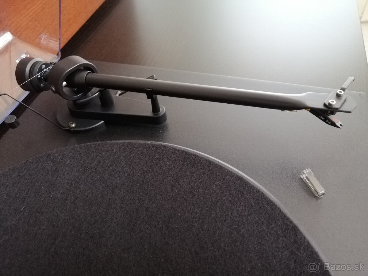 PRO-JECT DEBUT III - HIFI gramofón - 2