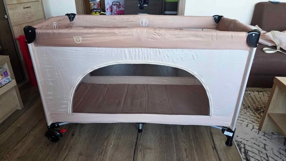 Predám detskú cestovnú postieľku - 2