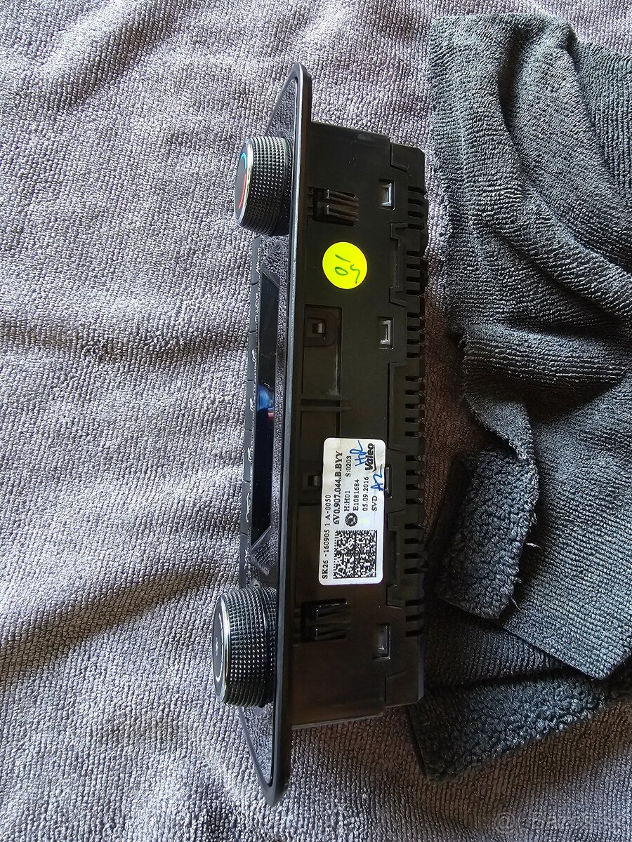 Klimatizačny panel Fabia III - 2