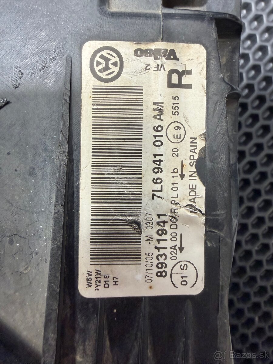 Svetlo Touareg 1 - 2