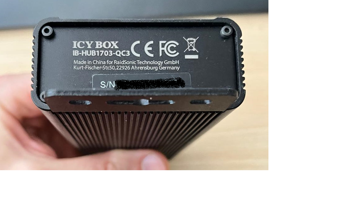 Predam USB hub/rozbocovac (IB-HUB1703-QC3) s ext. napajanim. - 2