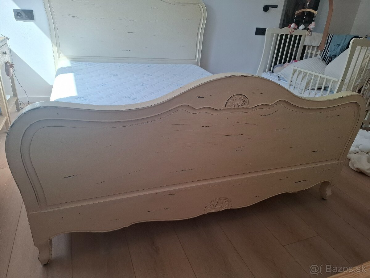 Rustikálna drevená posteľ s matracom - 2