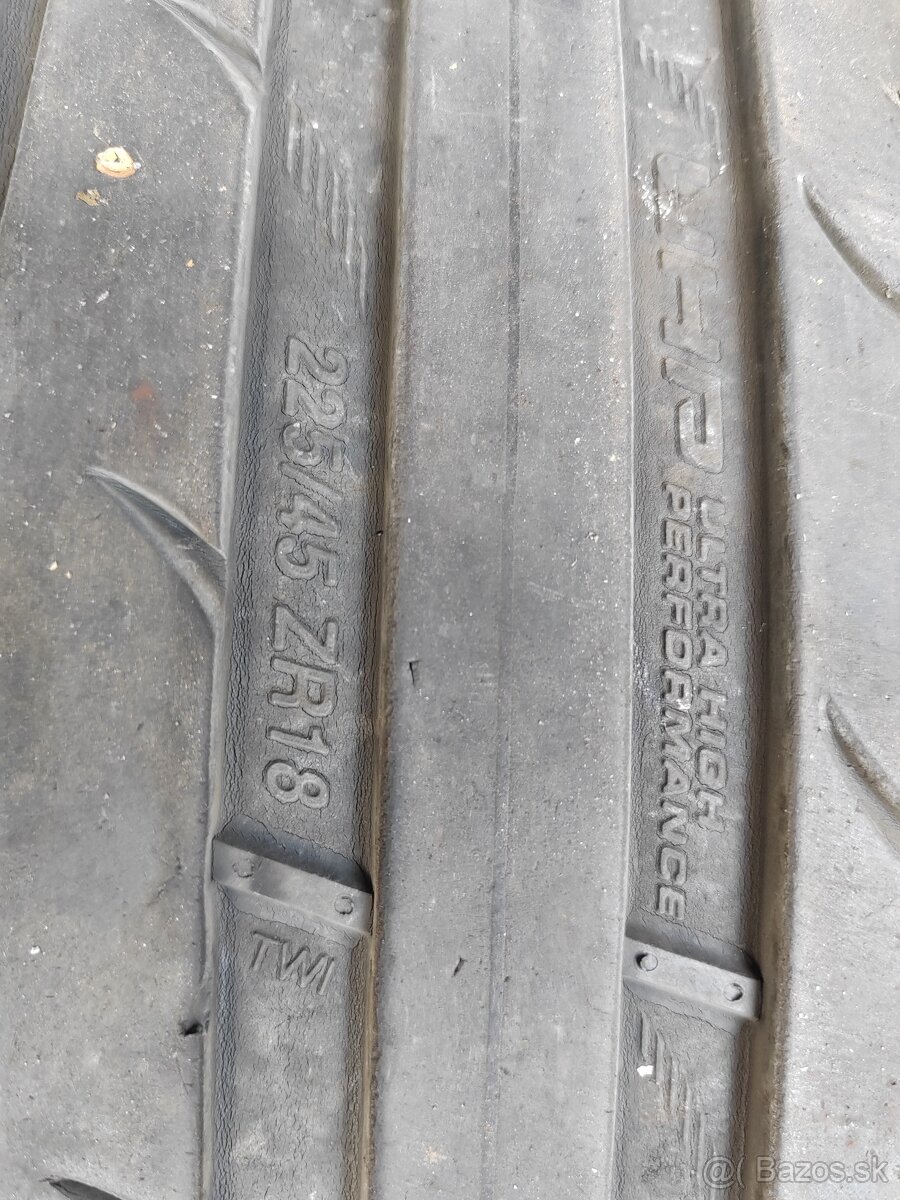 225/45 r18 Taurus - 2