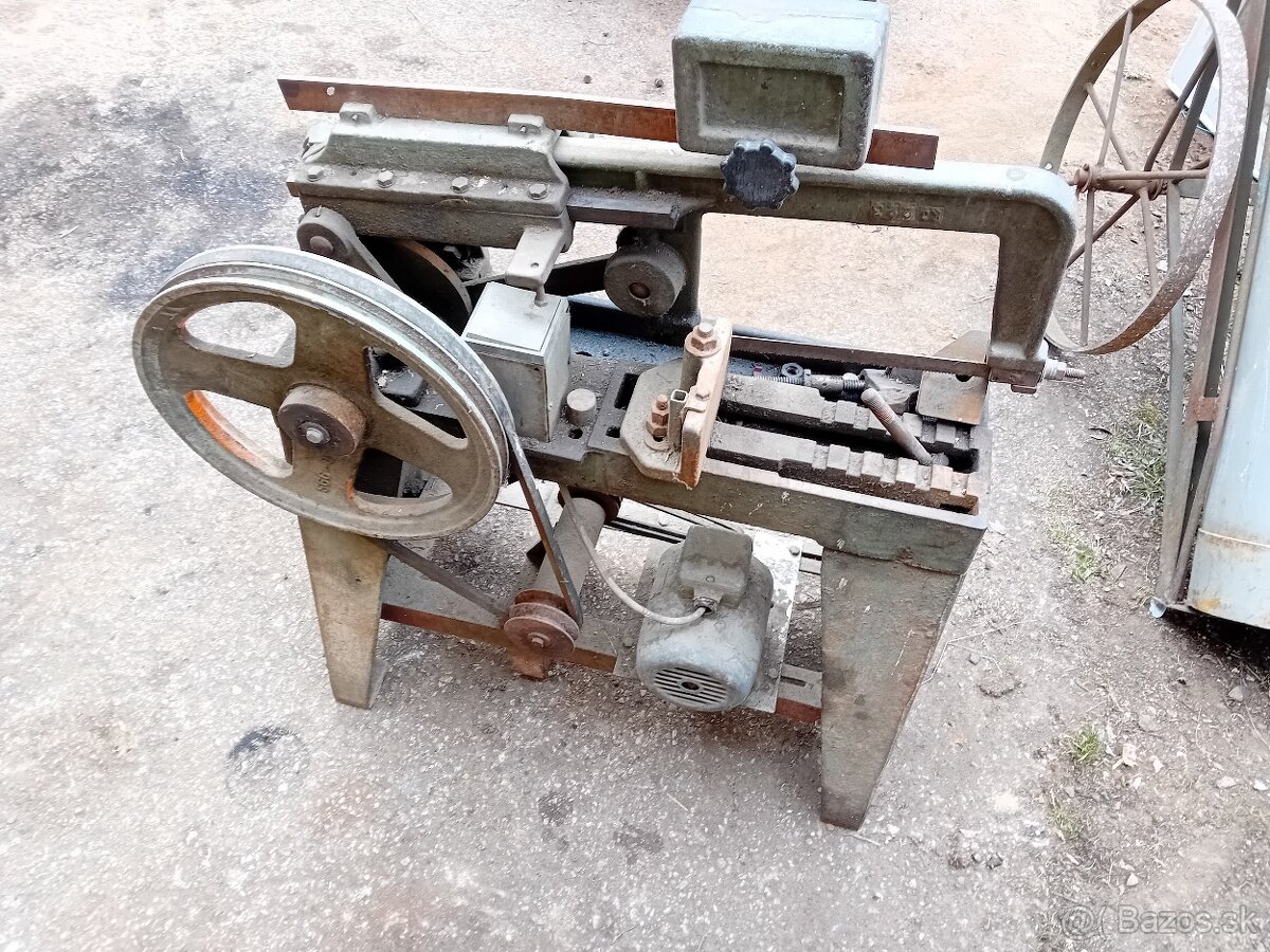 Predam priamociaru pílu na železo - 2