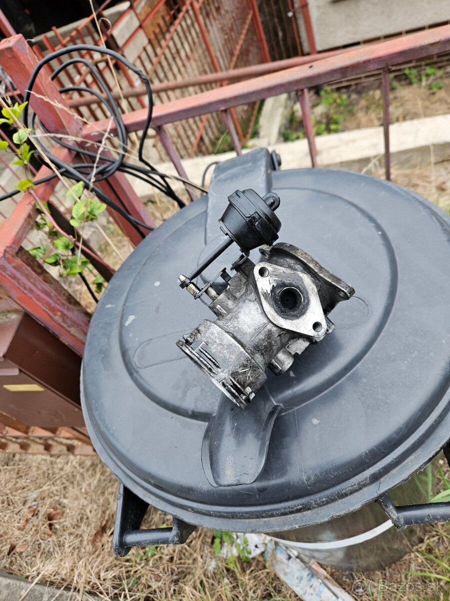 EGR ventil Passat b5.5 1.9TDI 96kw AVF - 2