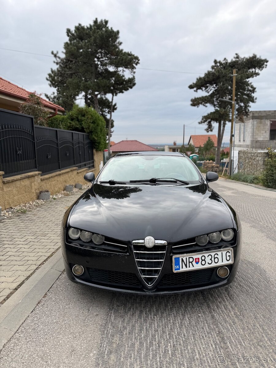 ALFA ROMEO 159 SPORTWAGON 1,9 DIESEL MANUÁL - 2