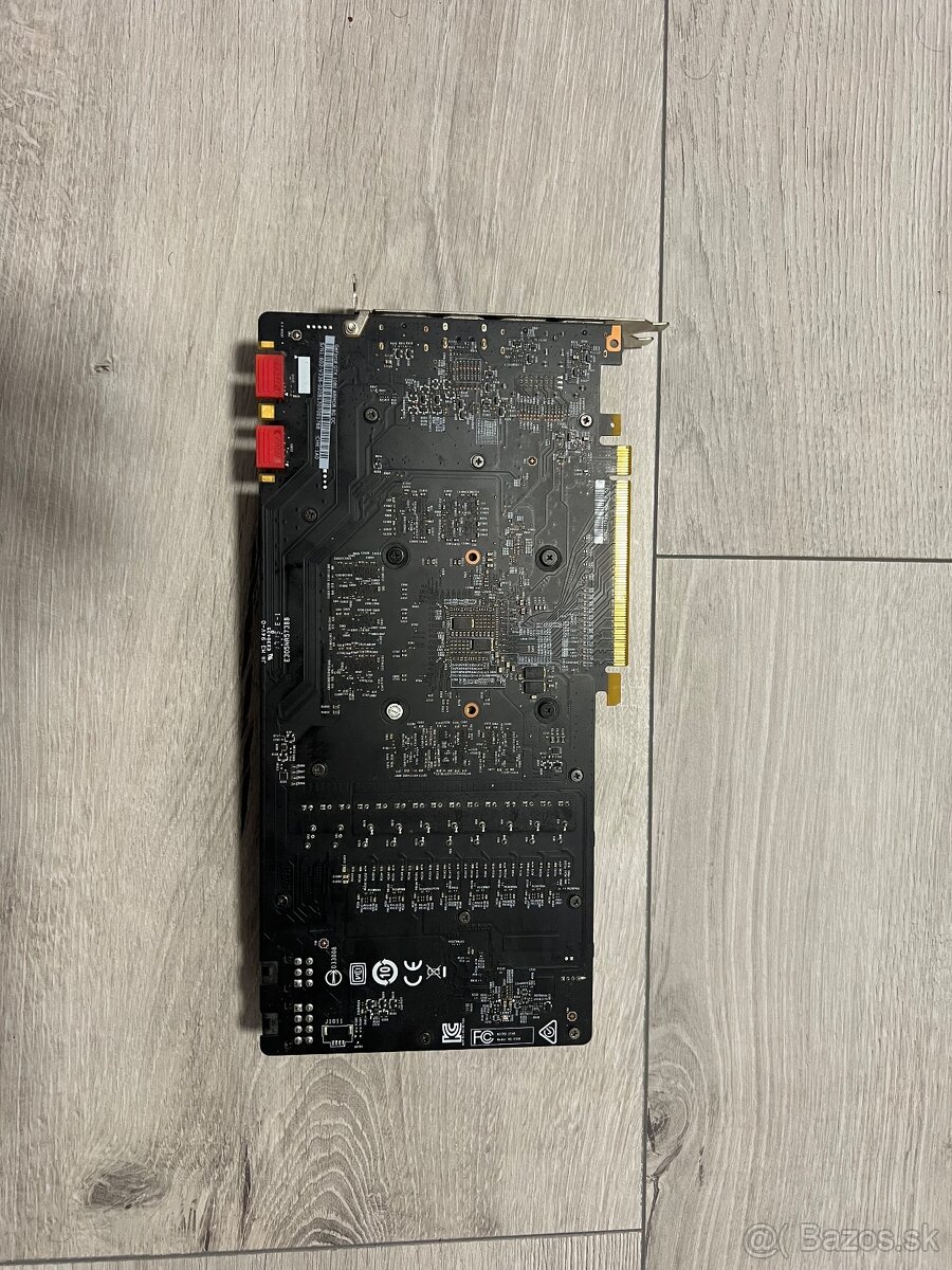 MSI GTX 1080 ARMOR 8GB - 2