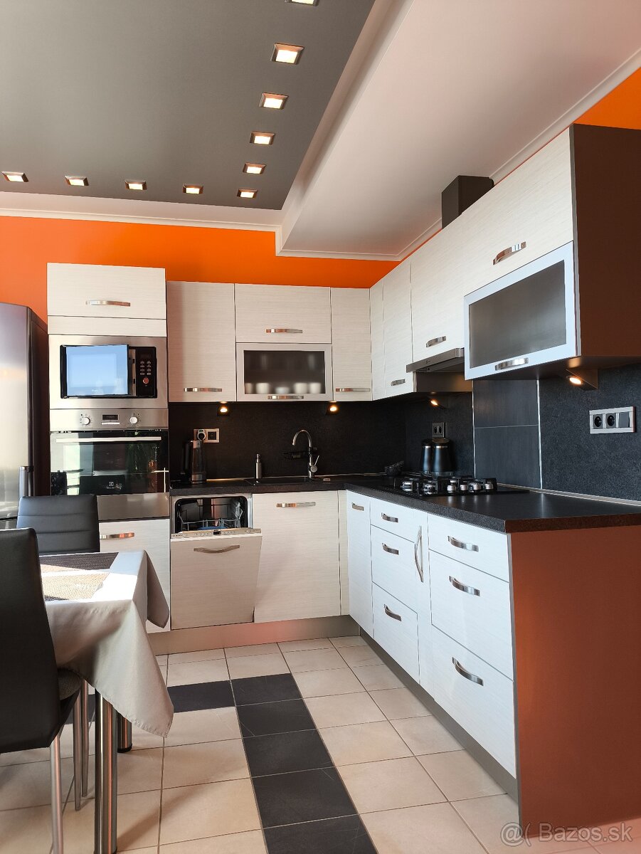 MARTIN-SEVER VEĽKOMETRÁŽNY 2IZB.BYT 67m2 S PARKOVANÍM - 2