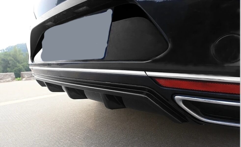 Športový difuzor na zadný nárazník pre VOLKSWAGEN - 2