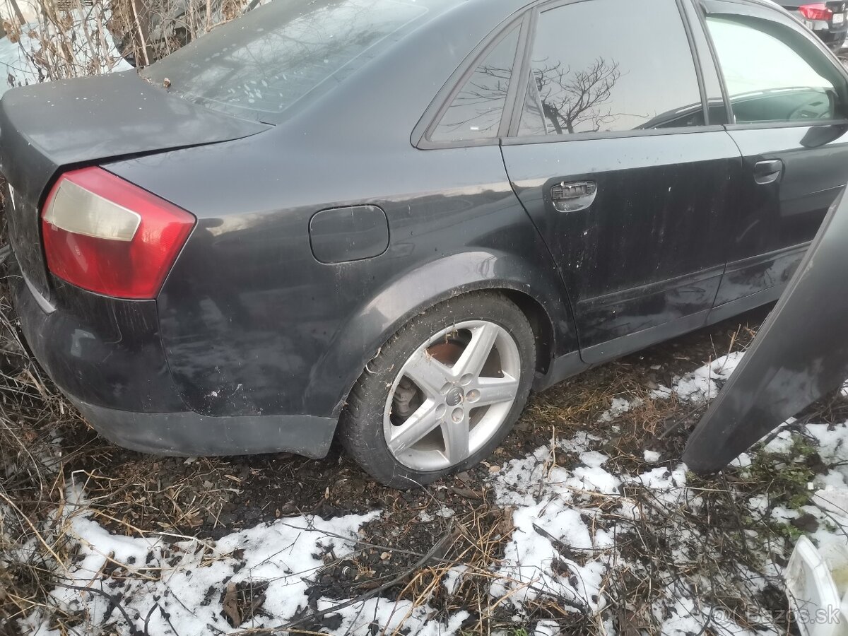 Rozpredám audi a4 b6 1.9 74kw - 2