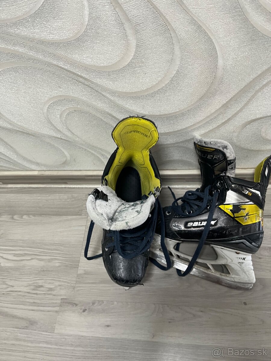 Korčule Bauer supreme 3S vel 4,5 - 2