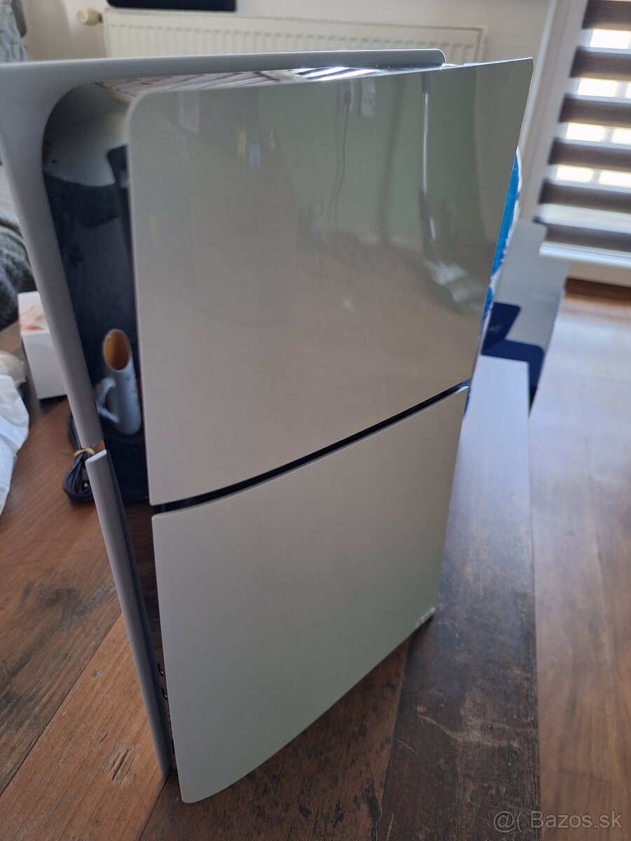 PS5 1TB v záruke do 9/2028 - 2