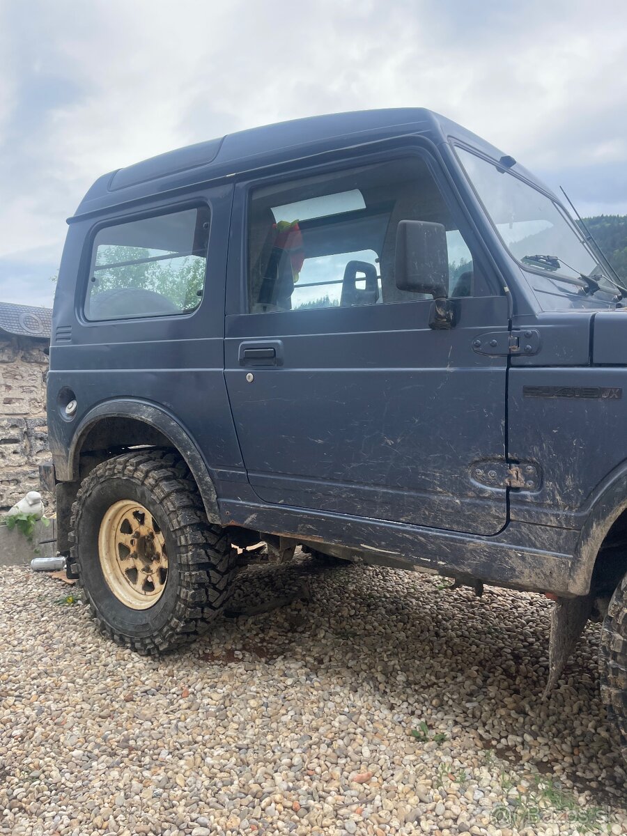 Suzuki Samurai 413