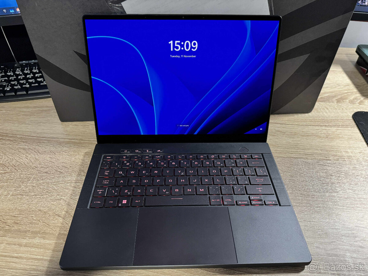 Asus ROG Zephyrus G14 R7/4050/32GB/2TB - 2