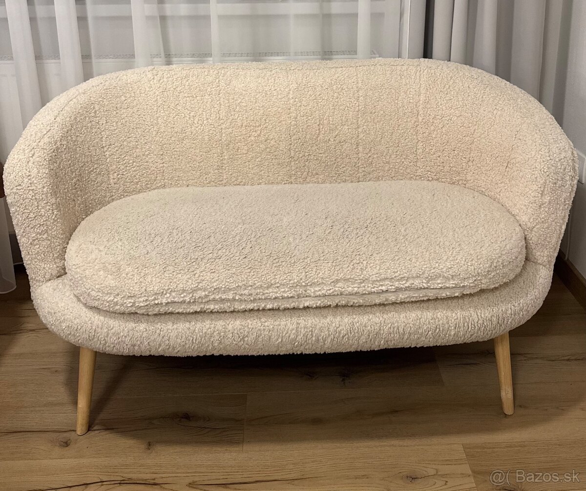 Pohovka a kreslo - 2