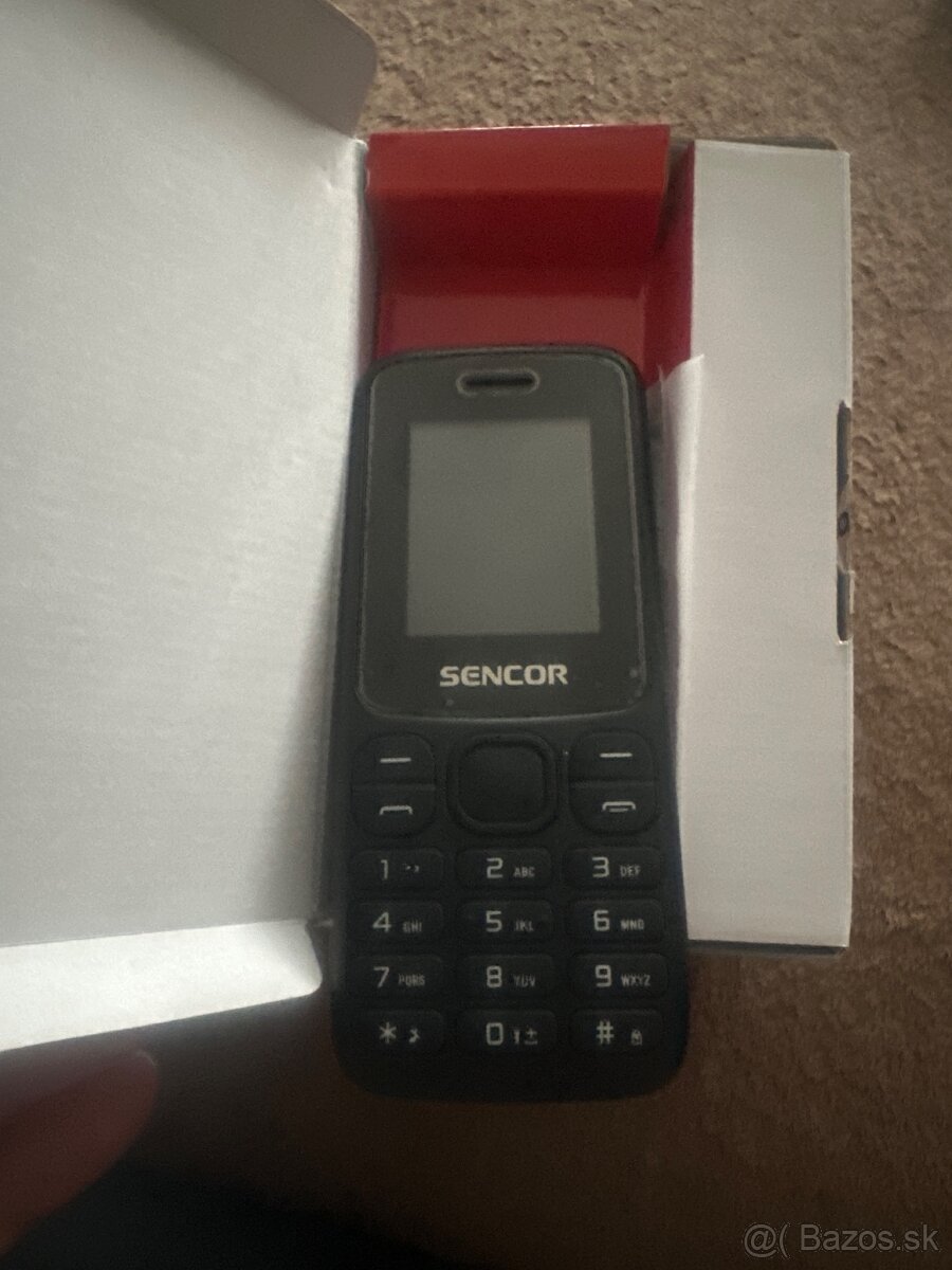 Mobil Sencor Element P013 pre seniorov - 2