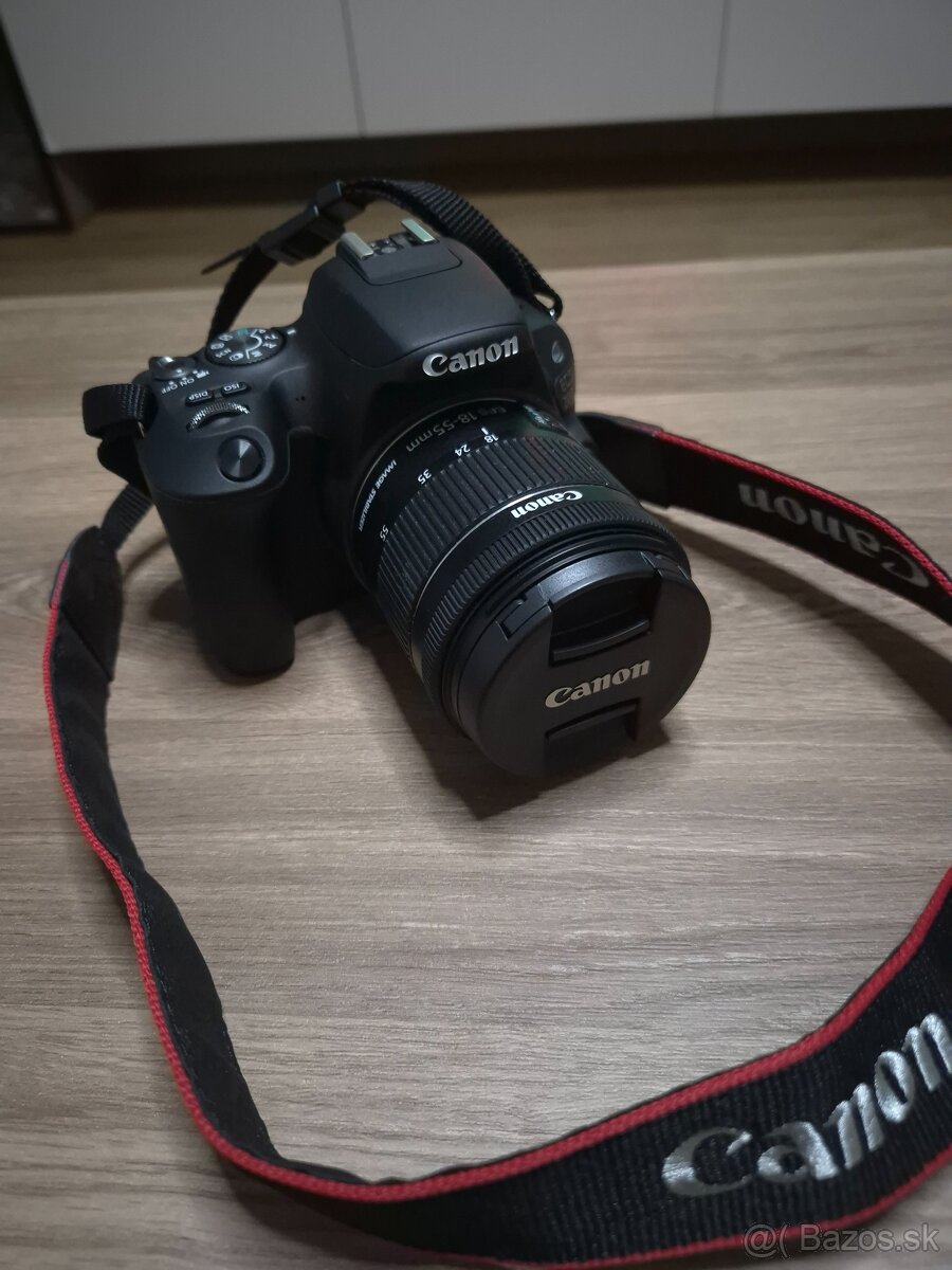 Canon 200D - 2