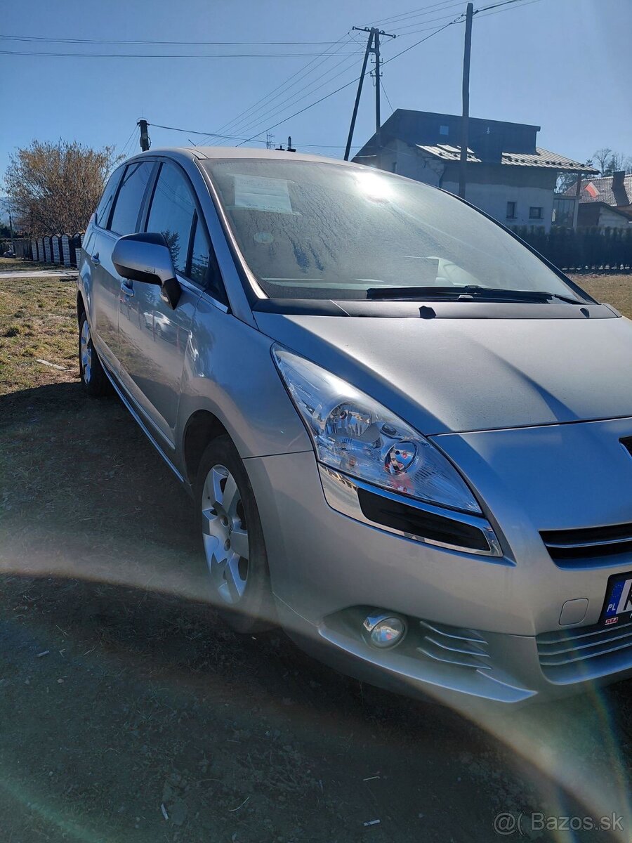 Predám Peugeot 5008 1.6HDI - 2