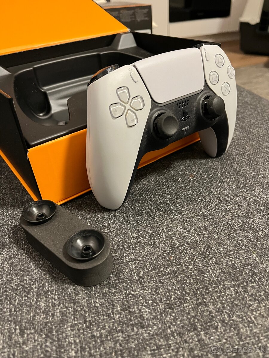 Sony DualSense (PS5) - 2