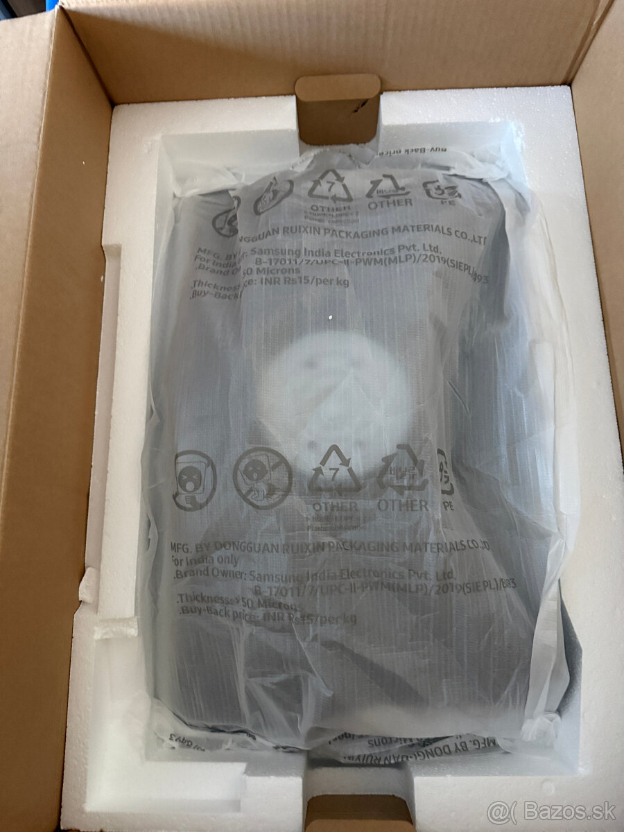27" Samsung Odyssey G7 ako nový - 2