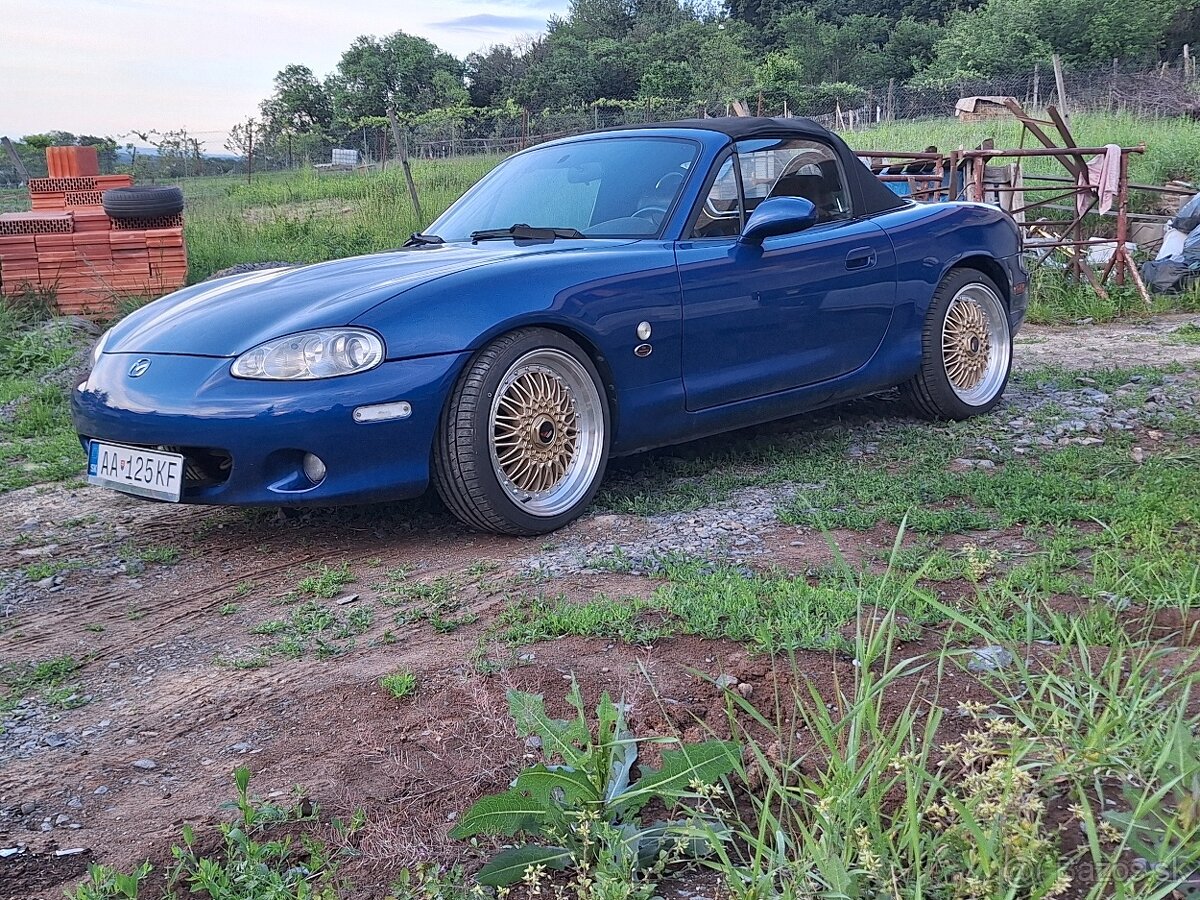 Mazda MX-5 NB Anniversary facelift - 2